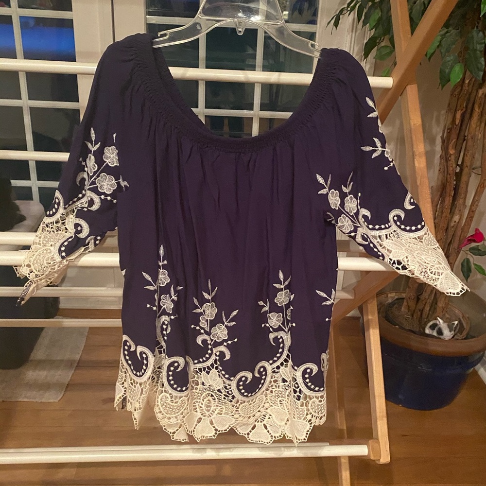 Women shirt
